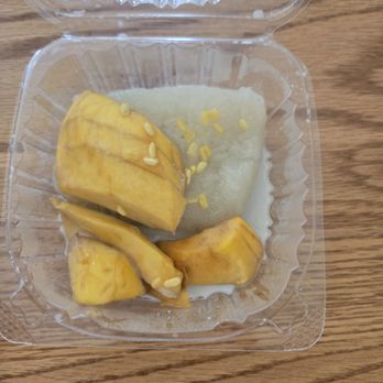 Maprow Thai - Mango Sticky Rice - Thai Near Me - Crofton, Maryland Maprow Thai - Mango Sticky Rice - Thai Near Me - Crofton, Maryland