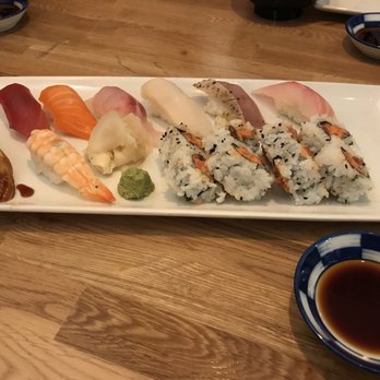 Hoshi Sushi - Sushi deluxe - highly recommend! - Japanese Near Me - Naperville, Illinois