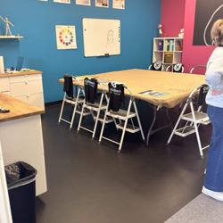 Enter the main room where the magic truly comes alive, a space where kids unleash their imagination to craft one-of-a-kind masterpieces.