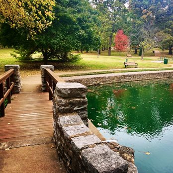 Oak Knoll Park - Parks Near Me - Clayton, Missouri Oak Knoll Park - Parks Near Me - Clayton, Missouri