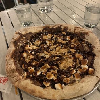 Kai Eats + Drinks - S'mores pizza - Tacos Near Me - Kailua-Kona, Hawaii