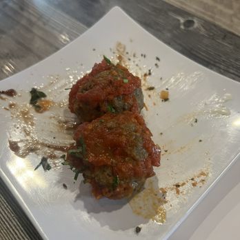 Mamma Mia - Perfect Meatballs - Italian Near Me - Riverside, California