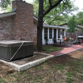 Backyard Oasis - Hot Tub & Pool Near Me - Austin, Texas