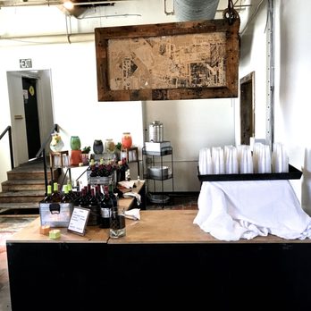 Happy Hopping Bartending - Beer and wine service with water station. Decorative and stunning - Bartenders Near Me Happy Hopping Bartending - Beer and wine service with water station. Decorative and stunning - Bartenders Near Me