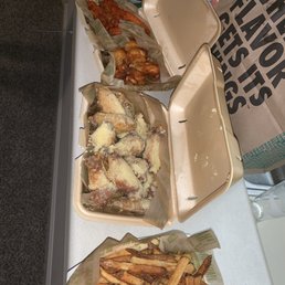 Wangs n fries