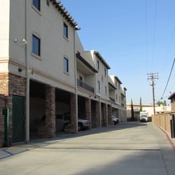 Scott Storage - Driveway to Loading Dock, Parking Spaces