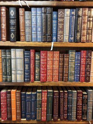 Landmark Booksellers | Franklin, Tennessee by null