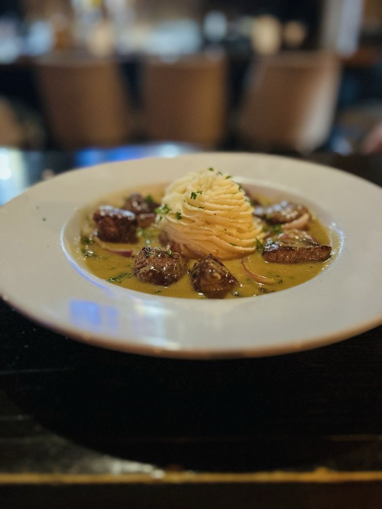 Food from Gerard's 1907 Tavern