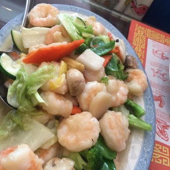Peking Chinese Restaurant - Shrimp w/ Chinese veggies was very tasty - Chinese Near Me - Suwanee, Georgia