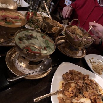 Nicky's Thai Kitchen - Duck curry, green curry (chicken), spicy noodle (tofu), curry noodle (beef), Thai fried rice - Thai Near Me - Pittsburgh, Pennsylvania Nicky's Thai Kitchen - Duck curry, green curry (chicken), spicy noodle (tofu), curry noodle (beef), Thai fried rice - Thai Near Me - Pittsburgh, Pennsylvania