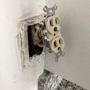 Forsure Electric - Electric outlet, before Dan cleaned up and replaced. - Electricians Near Me Forsure Electric - Electric outlet, before Dan cleaned up and replaced. - Electricians Near Me