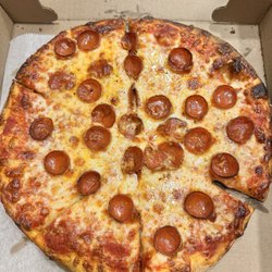 Primo Pizza At The Kettle - Small pepperoni