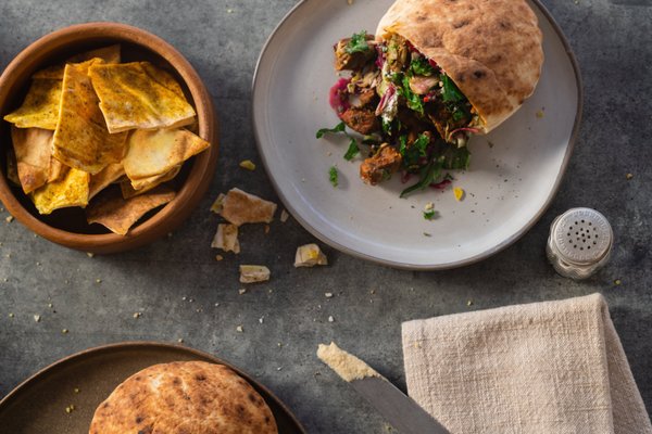 Roti Mediterranean Bowls. Salads. Pitas. by null