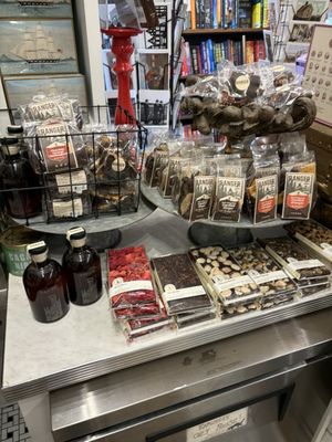 Nantucket Bookworks by null