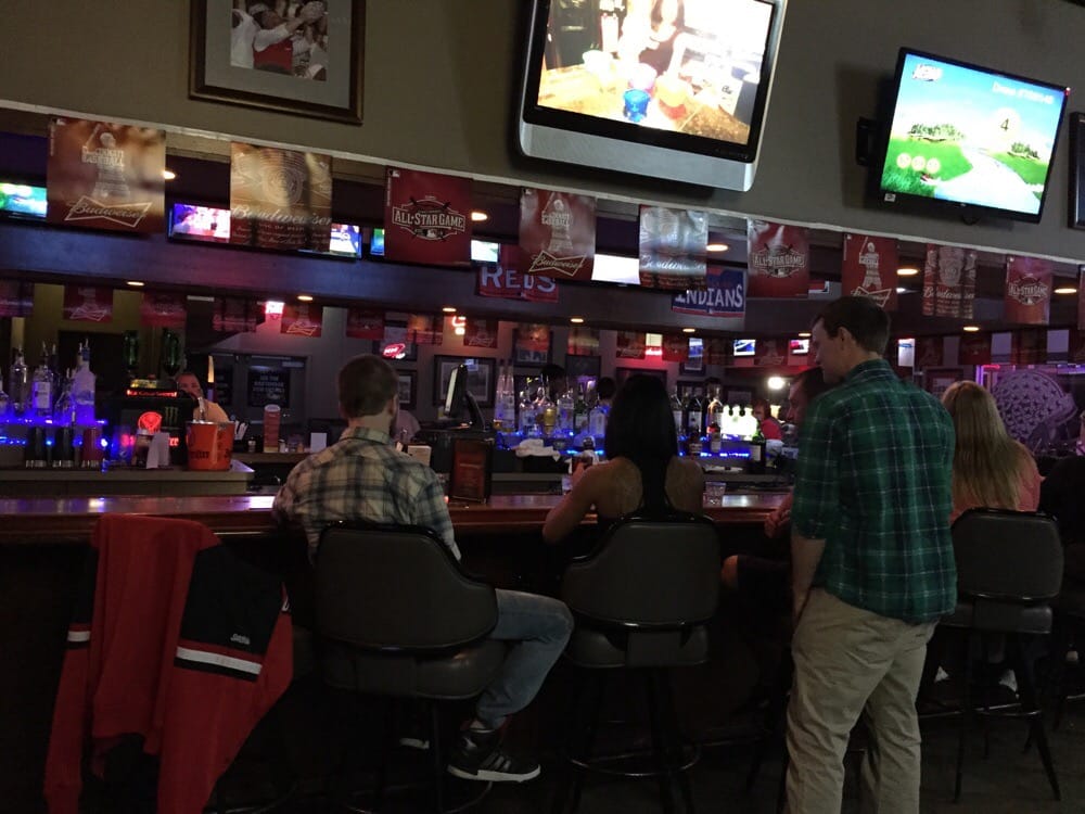 Legends Sports Pub & Grille