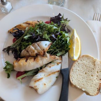 Trattoria D.O.C. - Grilled squid on a mixed greens salad - Italian Near Me - Evanston, Illinois