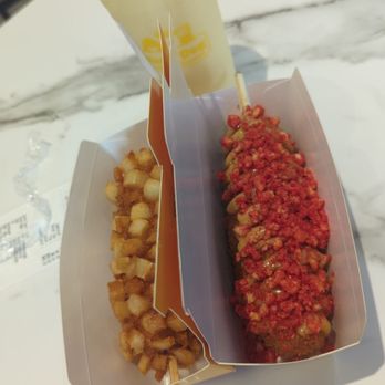 Kong Dog - Potato and Hot Cheetos Dog (Type C) with Mango Passion Fruit Slush! - Fast Food Near Me - Community, Virginia