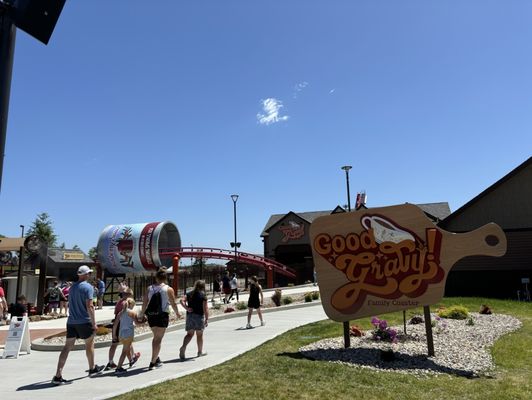 Holiday World & Splashin' Safari by null