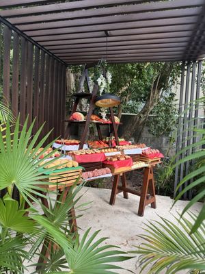 The Fives Beach Hotel & Residences by null