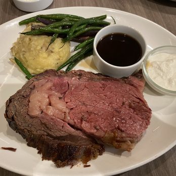Basalt - Prime Rib - New American Near Me - Honolulu, Hawaii