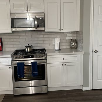 Executive Divas cleaning - Deep cleaning and polishing of a 6 bedroom home - Home Cleaning Near Me - Carbondale , Colorado Executive Divas cleaning - Deep cleaning and polishing of a 6 bedroom home - Home Cleaning Near Me - Carbondale , Colorado