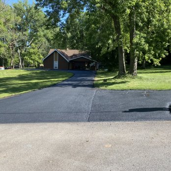 East Coast Custom Driveways - Newly protected driveway heavy seal - Masonry/Concrete Near Me East Coast Custom Driveways - Newly protected driveway heavy seal - Masonry/Concrete Near Me