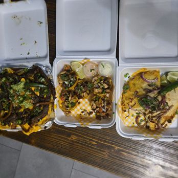 Tacos Camaguey - Fajita nachos, tostones rellenos, Fajita quesadilla - Tacos Near Me - Mesquite, Texas