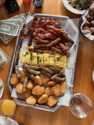 The River Kitchen and Bar by null