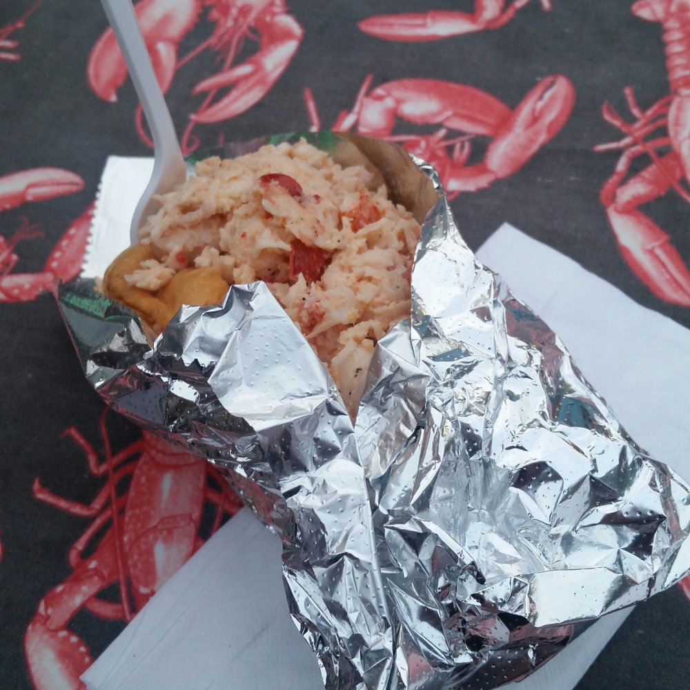 Monsta Lobsta - Food Trucks Near Me Monsta Lobsta - Food Trucks Near Me