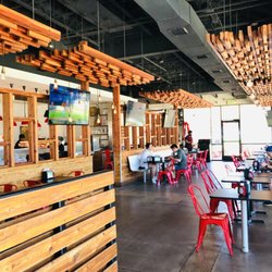 Ricky's Hot Chicken - Inside