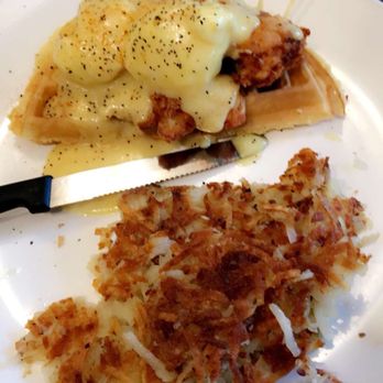 Broken Yolk Cafe - Breakfast & Brunch Near Me - Costa Mesa, California