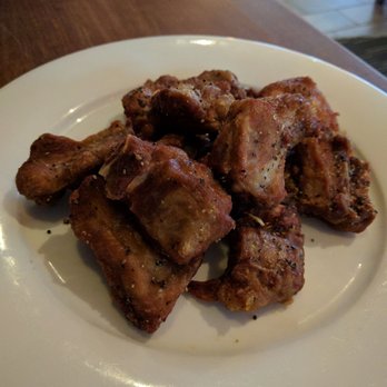 Earls Kitchen + Bar - Ribs. - Canadian (New) Near Me - Vancouver, British Columbia