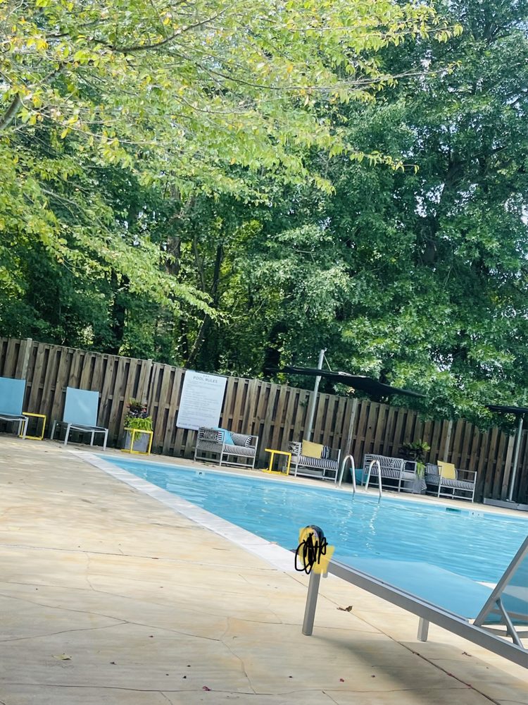 WOODSIDE Updated September 2024 46 Photos & 34 Reviews 7525 Woodside Ln, Lorton, Virginia