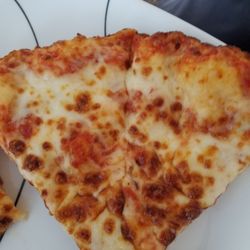 Domino's Pizza - Pan pizza! Yum!