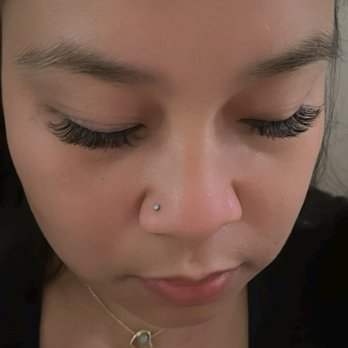 Lash Love - Lashes by Phoebe - Eyelash Service Near Me - Honolulu, Hawaii Lash Love - Lashes by Phoebe - Eyelash Service Near Me - Honolulu, Hawaii