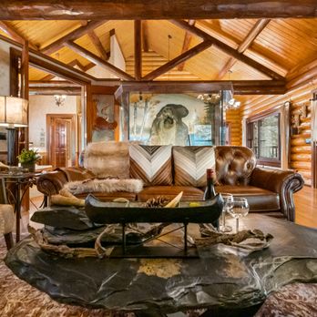 The Cinnamon Valley - Open Living and View of Waterfall``` - Vacation Rentals Near Me - Eureka Springs, Arkansas