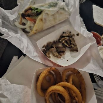 Grill House Burgers - Gyro, side of extra meat and "onion rings" - Burgers Near Me - Universal City, Texas Grill House Burgers - Gyro, side of extra meat and "onion rings" - Burgers Near Me - Universal City, Texas