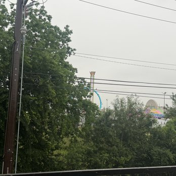 Claridge Apartments - Ngl those mfs trees gotta go - Apartments Near Me - Houston, Texas Claridge Apartments - Ngl those mfs trees gotta go - Apartments Near Me - Houston, Texas