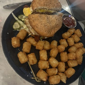 Adams Table - Brunch burger - New American Near Me - Phoenix, Arizona
