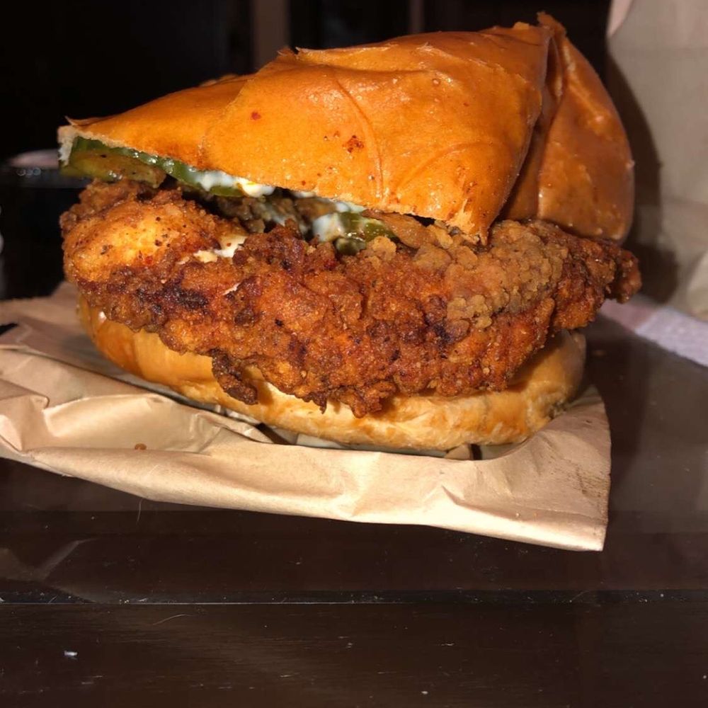 Bird On The Run - Mediocre Chicken sandwich - Chicken Shop Near Me - Pittsburgh, Pennsylvania