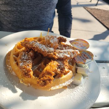 The Continental - Chicken and waffles - American Near Me - Richmond, Virginia The Continental - Chicken and waffles - American Near Me - Richmond, Virginia