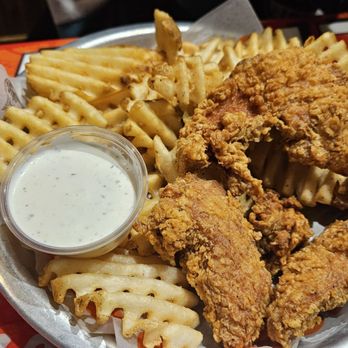 Hooters - 4 pcs chicken tenders - American Near Me - Tucson, Arizona Hooters - 4 pcs chicken tenders - American Near Me - Tucson, Arizona