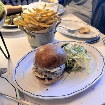 Augie's French - Prime Burger Royale - French Near Me - Santa Rosa, California