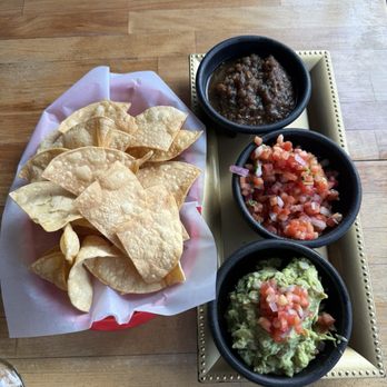 La Bonita's - Fresh Guacamole and Chips - Mexican Near Me - Palm Springs, California La Bonita's - Fresh Guacamole and Chips - Mexican Near Me - Palm Springs, California