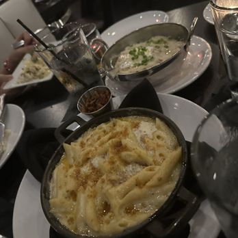 Juliet - Truffle and bacon mac and cheese - Steakhouses Near Me - Houston, Texas Juliet - Truffle and bacon mac and cheese - Steakhouses Near Me - Houston, Texas