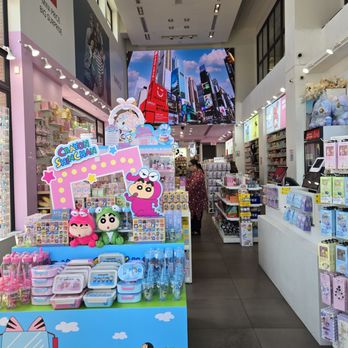 Miniso - Department Stores Near Me - Pasadena, California