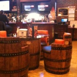 Dos Amigos - Some I the bar area!