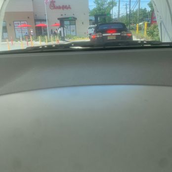 Chick-fil-A - Drive thru - Fast Food Near Me - Morris Plains, New Jersey Chick-fil-A - Drive thru - Fast Food Near Me - Morris Plains, New Jersey
