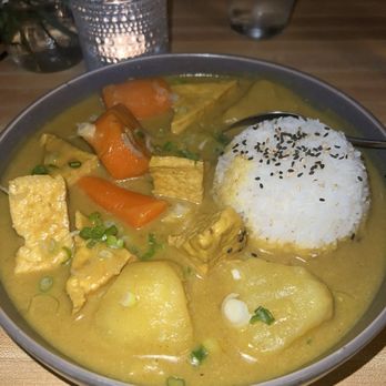Saigon Cafe - E12 Curry Tofu - Vietnamese Near Me - Saint Louis, Missouri