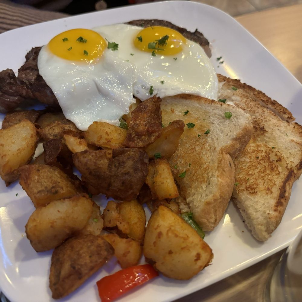 Belo - Steak & Eggs - Brazilian Near Me - Sunnyside, New York